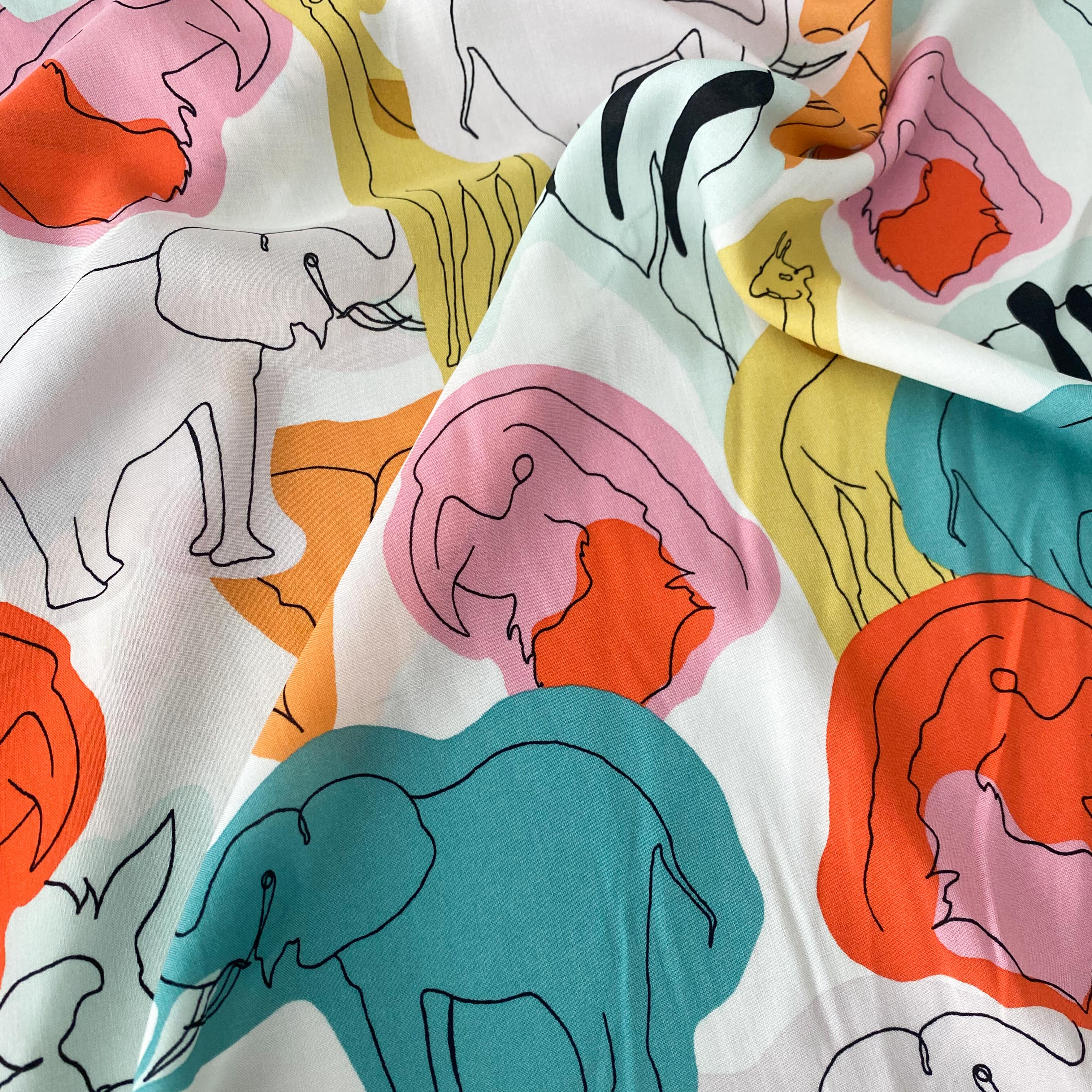 No. 1368 Light viscose with animals / 2.10 m